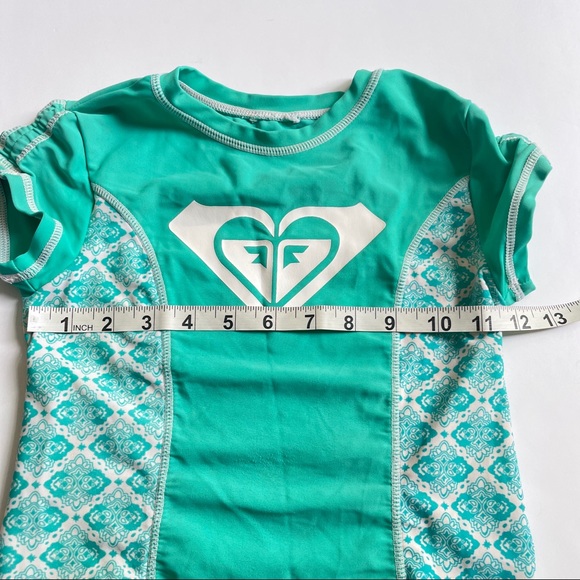 Roxy RashGuard - Picture 3 of 12